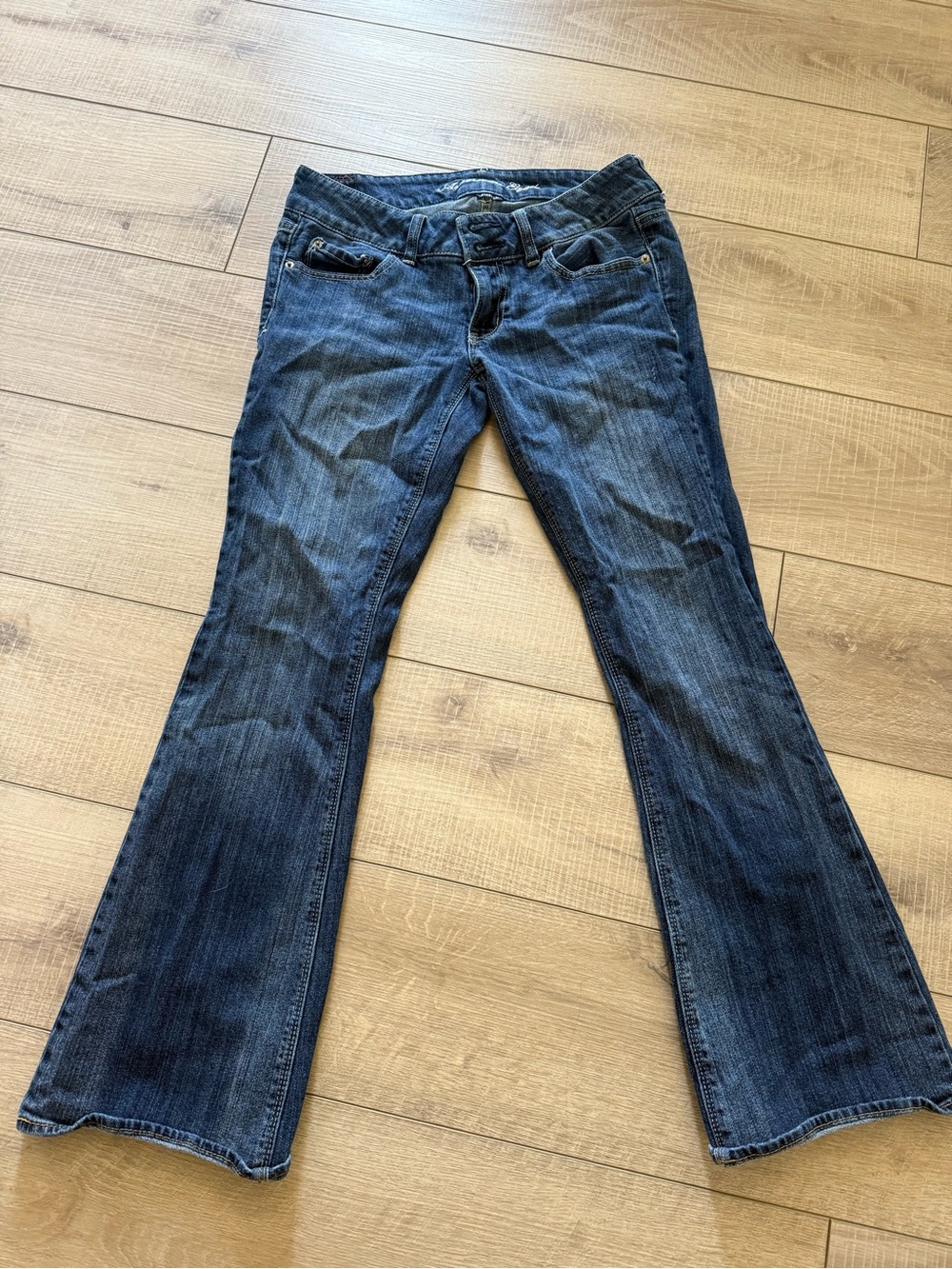 American Eagle Low Rise Flair Jeans